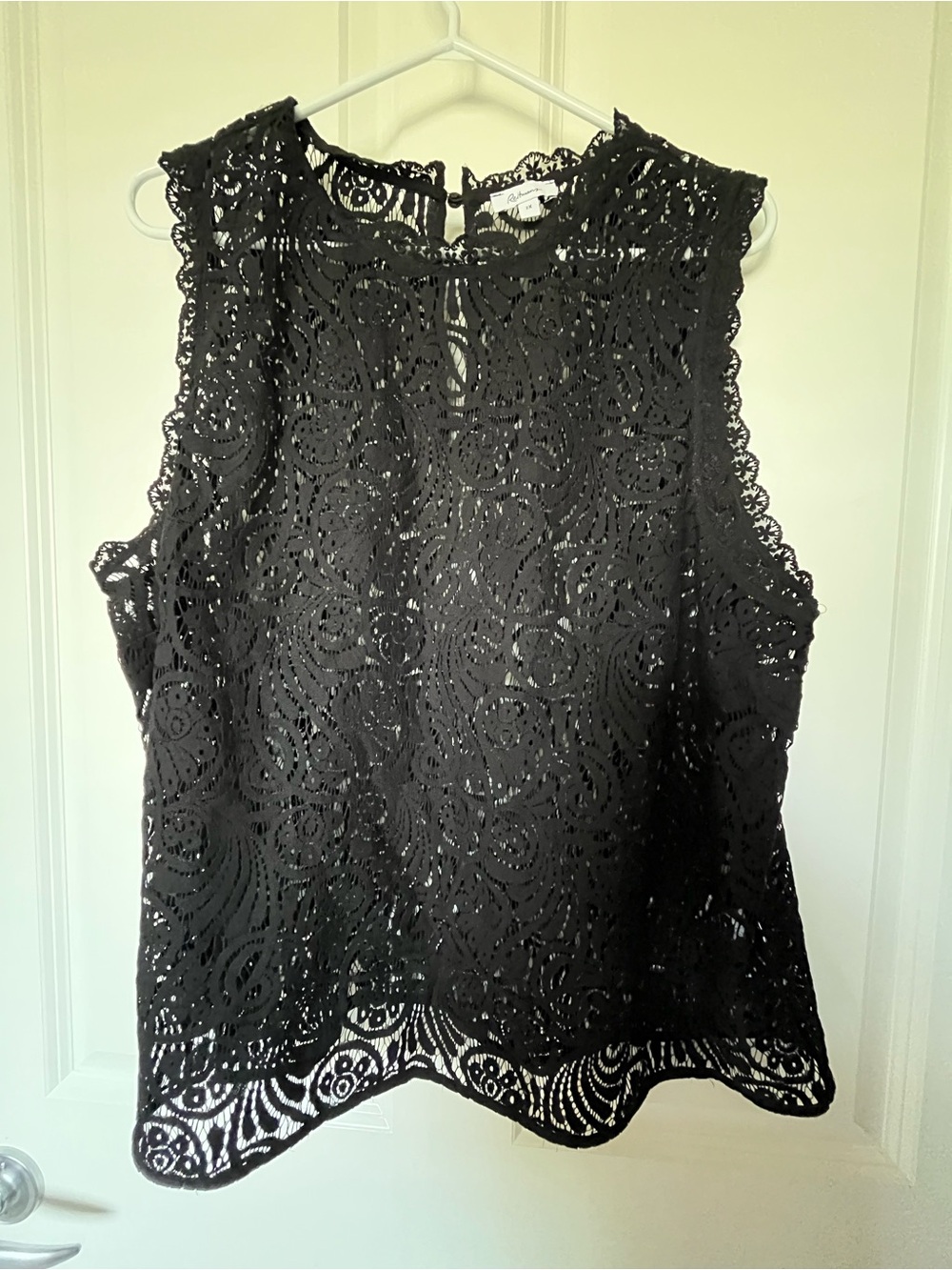 Reitman’s Full Lace Sleeveless  Top - Black size 2x